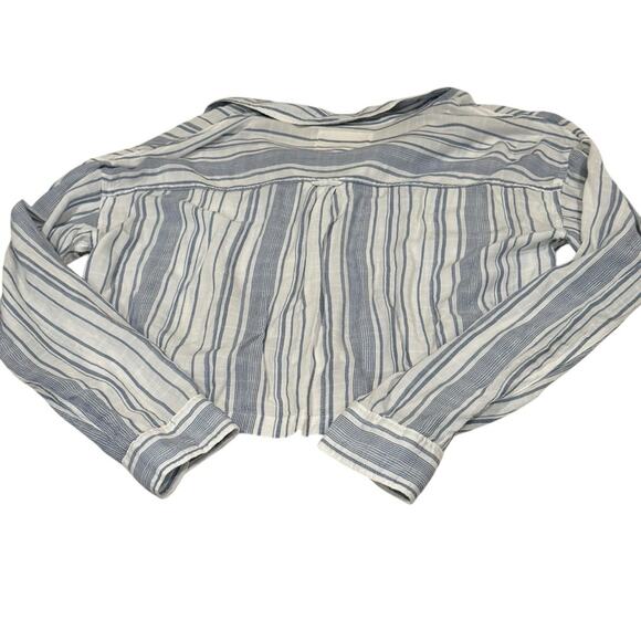 Aeropostale Long Sleeve Blue Striped Cropped Button Down Size Large - Picture 2 of 6